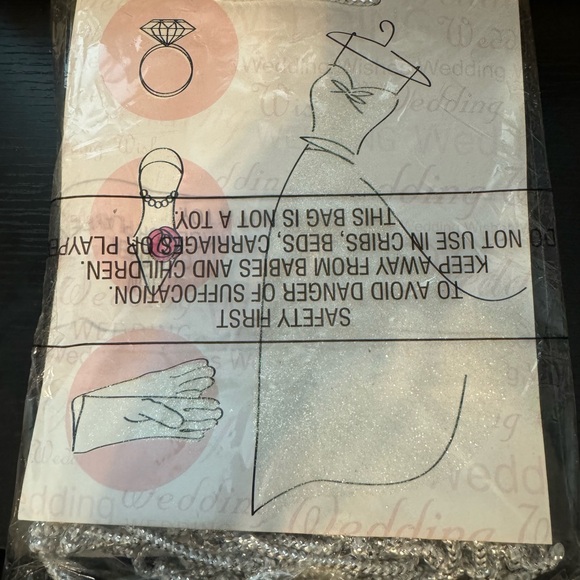 Wedding Paper Gift Bags Medium Glitter Party Supplies 12 Pieces Bridesmaids NIP - Picture 2 of 2